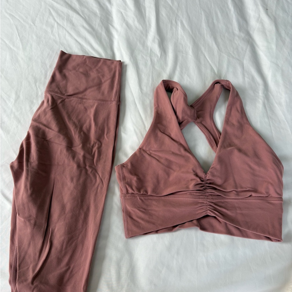 Aritzia Women's Rose/Mauve Sports Bra and Leggings Set